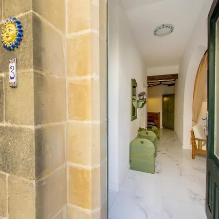 Apartament Xemxija *