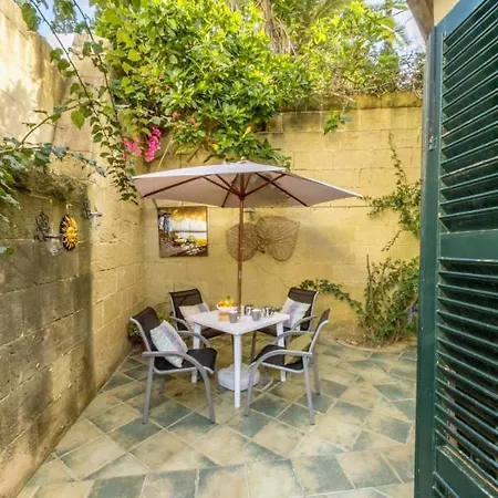 Xemxija Apartment *