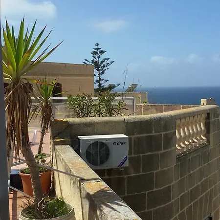 Xemxija * Xlendi